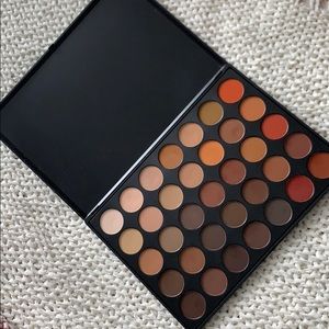 350M Morphe Nature Glow Matte Eyeshadow Palette